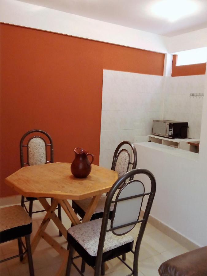 The Little House Aparthotel Uyuni Bagian luar foto