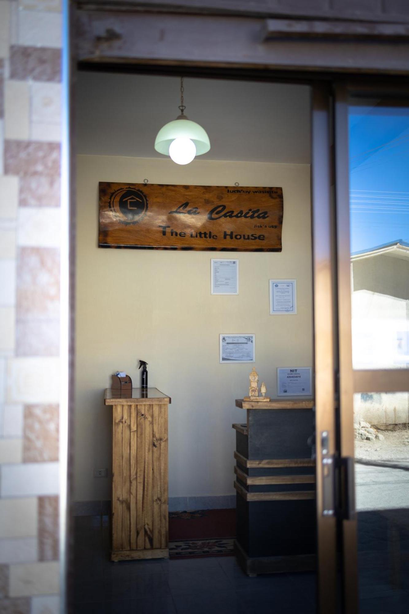 The Little House Aparthotel Uyuni Bagian luar foto